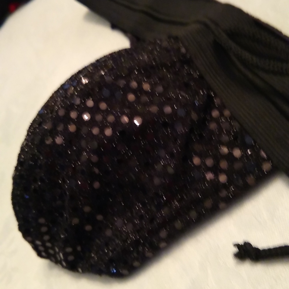 SEQUIN THONG - Picture 5 of 8